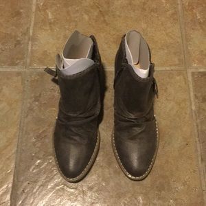 Report Footwear Dani Bootie